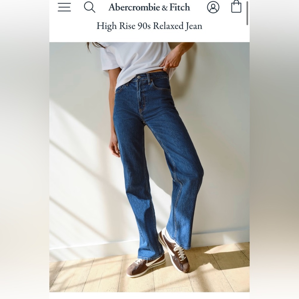 Abercrombie & Fitch High Rise Blue Jeans - Picture 3 of 6